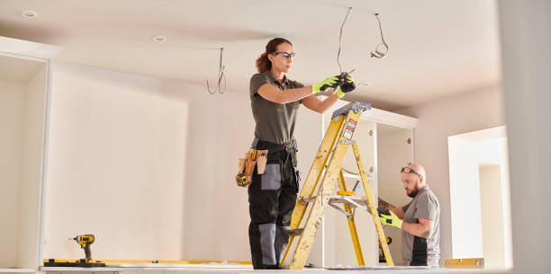 Best Affordable Emergency Electrician  in Eagar, AZ
